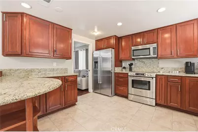 11841 Laughton, Porter Ranch, CA 91326 - Photo 40