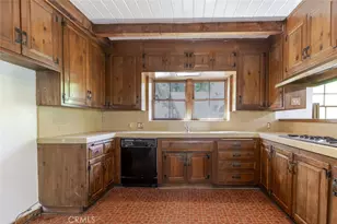 3852 Eureka Dr, Studio City, CA 91604 - Photo 12