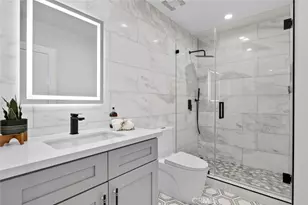17064 Escalon Dr, Encino, CA 91436 - Photo 28