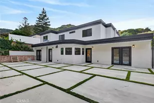 17064 Escalon Dr, Encino, CA 91436 - Photo 50