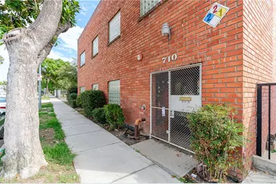 710 W Wilson Avenue #B, Glendale, CA 91203 - Photo 2