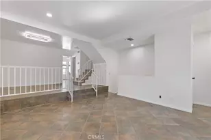 7550 Zombar, Van Nuys, CA 91406 - Photo 8