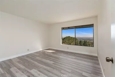 652 Robin Glen, Glendale, CA 91202 - Photo 24