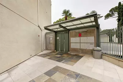 2900 Fairway Avenue #407, La Crescenta, CA 91214 - Photo 4