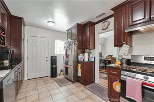 568 South St, Glendale, CA 91202 - Photo 16