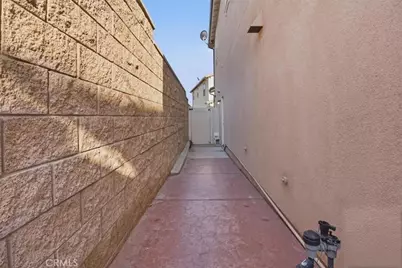2886 Villa Catalonia Court, Corona, CA 92881 - Photo 44