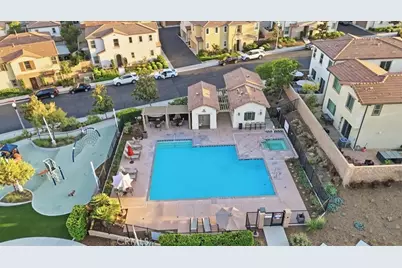 2886 Villa Catalonia Court, Corona, CA 92881 - Photo 54