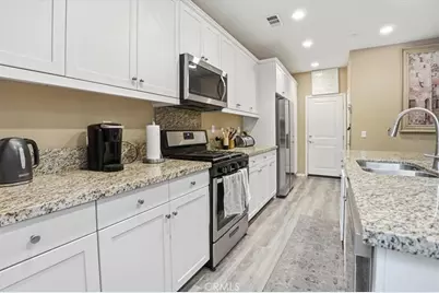 2886 Villa Catalonia Court, Corona, CA 92881 - Photo 14