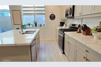 906 Lemon Drive, Pomona, CA 91768 - Photo 8