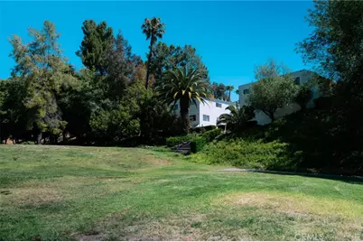 9759 Via Roma, Burbank, CA 91504 - Photo 44