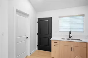 16057 Knapp, North Hills, CA 91343 - Photo 28