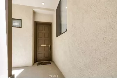 10470 Riverside #102, Toluca Lake, CA 91602 - Photo 24