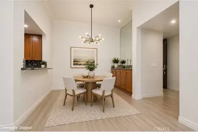 10470 Riverside #102, Toluca Lake, CA 91602 - Photo 6