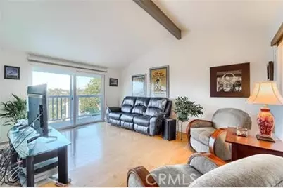 21651 Yucatan Avenue, Woodland Hills, CA 91364 - Photo 16