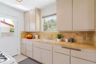 2477 Richelieu Ave, Los Angeles, CA 90032 - Photo 16
