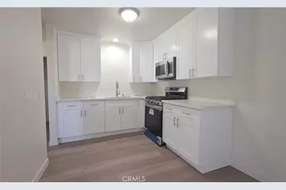 19364 Avenue Of The Oaks, Newhall, CA 91321 - Photo 8