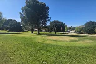 19364 Ave Of The Oaks, Newhall, CA 91321 - Photo 20