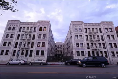 2121 James M Wood Boulevard #221, Los Angeles, CA 90006 - Photo 1