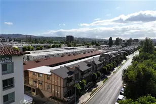 5500 Lindley, Encino, CA 91316 - Photo 32