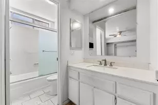 5500 Lindley, Encino, CA 91316 - Photo 26