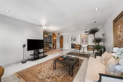 1745 Holly #302, Glendale, CA 91206 - Photo 8