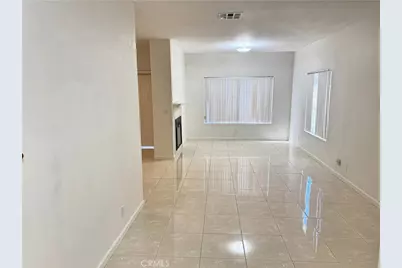 18319 Hart Street #3, Reseda, CA 91335 - Photo 4