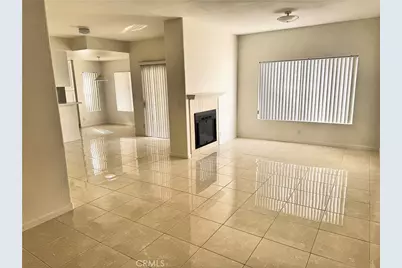 18319 Hart Street #3, Reseda, CA 91335 - Photo 2