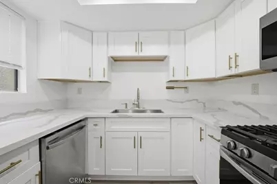 44200 Kingtree #16, Lancaster, CA 93534 - Photo 12