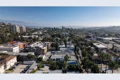 4579 Ambrose Avenue #4, Los Angeles, CA 90027 - Photo 18