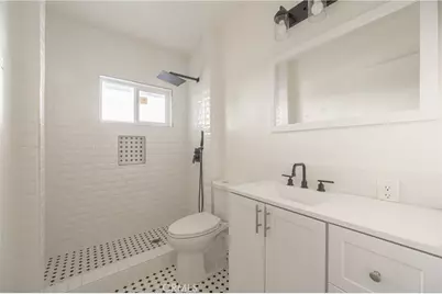 4579 Ambrose Avenue #4, Los Angeles, CA 90027 - Photo 14