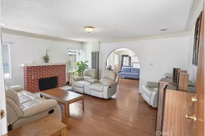 1257 1257 1/2 N New Hampshire, Los Angeles, CA 90029 - Photo 4