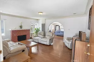 1257 1257 1/2 N New Hampshire, Los Angeles, CA 90029 - Photo 4