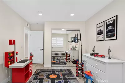 10894 Olinda #123, Los Angeles, CA 91352 - Photo 28