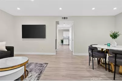 10894 Olinda #123, Los Angeles, CA 91352 - Photo 12
