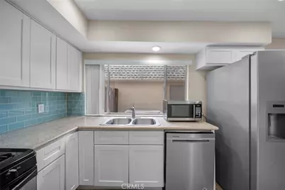 20717 Lemarsh #C, Chatsworth, CA 91311 - Photo 8