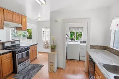 1257 1257 1/2 N New Hampshire, Los Angeles, CA 90029 - Photo 8