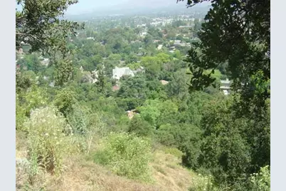 1990 Bayberry Drive, Glendale, CA 91208 - Photo 28