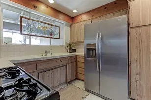 9654 Kessler, Chatsworth, CA 91311 - Photo 4