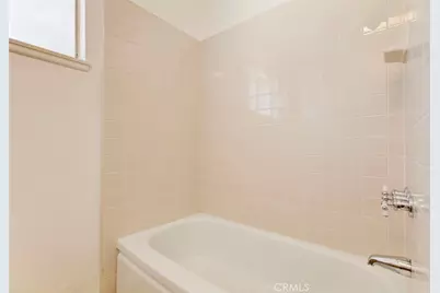 9654 Kessler, Chatsworth, CA 91311 - Photo 32