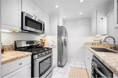 617 E Angeleno Avenue #206, Burbank, CA 91501 - Photo 10