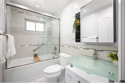 617 E Angeleno Avenue #206, Burbank, CA 91501 - Photo 12