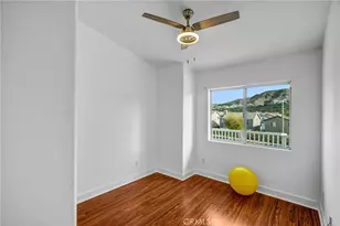 28314 Easton, Saugus, CA 91350 - Photo 24