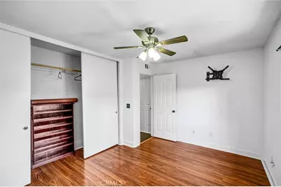 28314 Easton, Saugus, CA 91350 - Photo 14