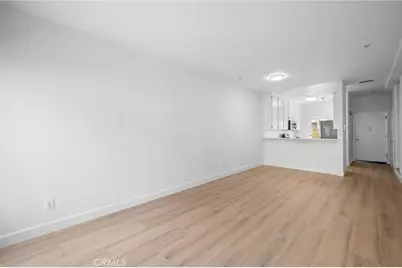 11038 Camarillo Street #13, North Hollywood, CA 91602 - Photo 10