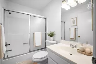 11038 Camarillo St, North Hollywood, CA 91602 - Photo 26