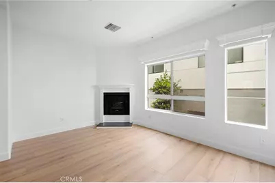 11038 Camarillo Street #13, North Hollywood, CA 91602 - Photo 8