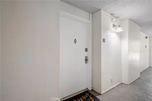 15425 Sherman, Van Nuys, CA 91406 - Photo 2