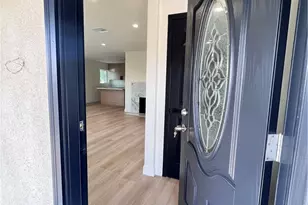 6305 Carpenter, North Hollywood, CA 91606 - Photo 2