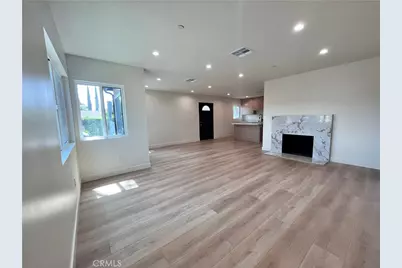 6305 Carpenter, North Hollywood, CA 91606 - Photo 4