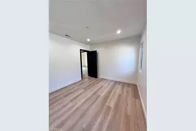 6305 Carpenter, North Hollywood, CA 91606 - Photo 28